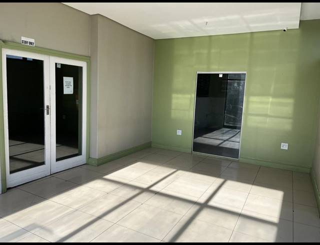 RETAIL PROPERTY TO RENT IN PAARDEN EILAND
